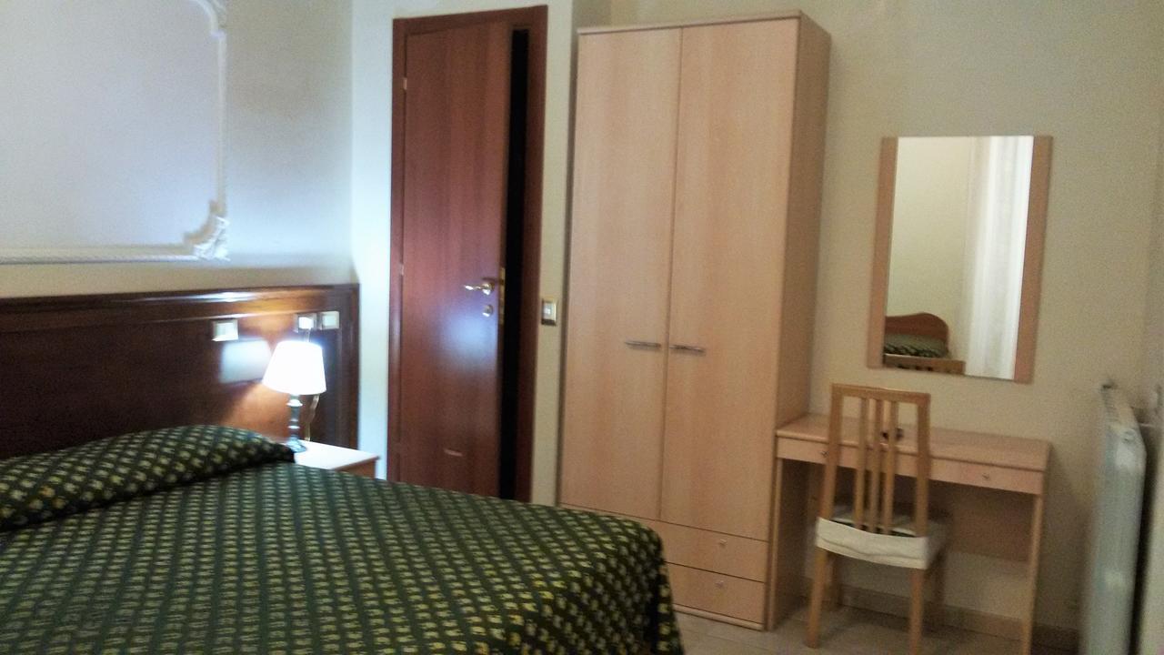 Rosetta Hotel Roma Ngoại thất bức ảnh